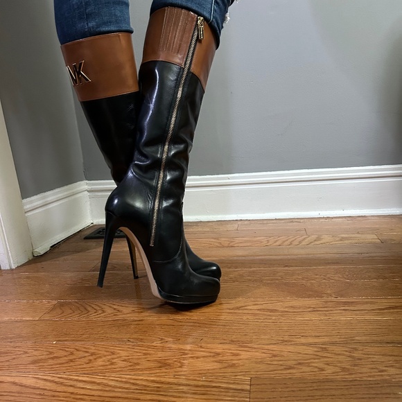 MICHAEL Michael Kors Fashion Leather high heel boot with gold tone MK on calf - Picture 4 of 11